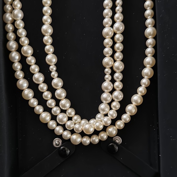 Showstopper Authentic Chanel Triple Pearl long necklace with Box $6500 - Picture 6 of 17